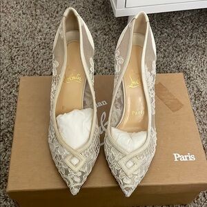 Christian Louboutin White Lace Heels with Tan Box